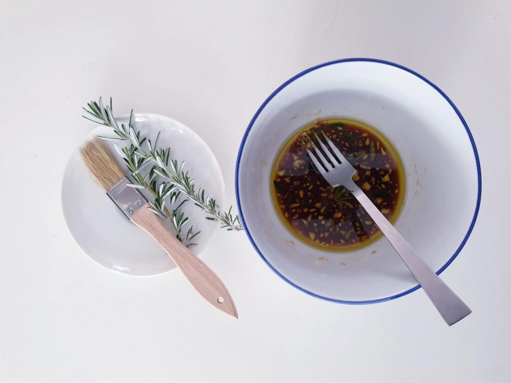 Are pig hair basting brushes allowed and pure enough for usage when making food?