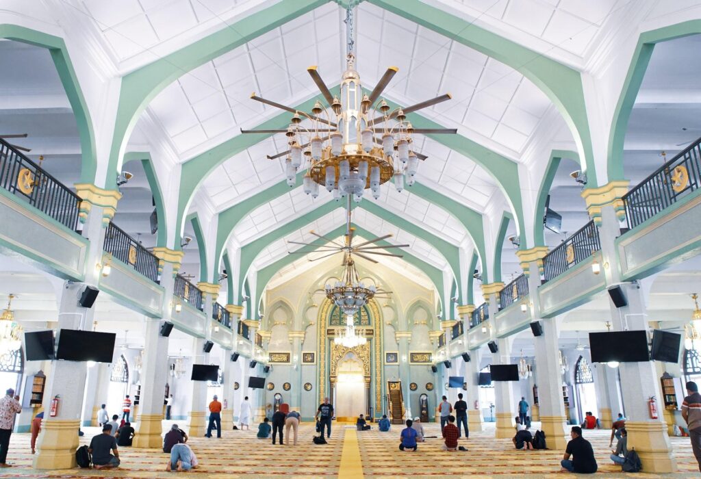 What Is the Majority Opinion on Congregational Prayer?